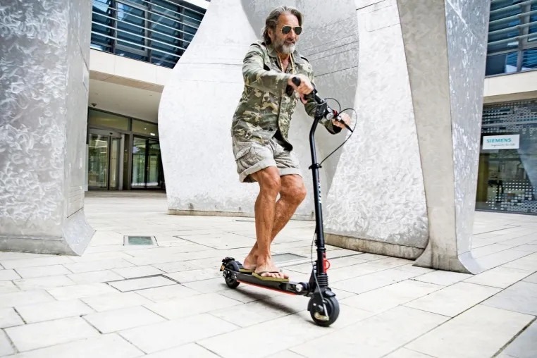 Bild: Mehr Reichweite mit dem E-Scooter durch eine clevere Fahrweise