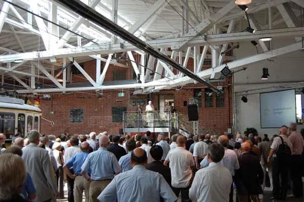 Bild: b&b eventtechnik betreut die Eröffnung der „Stuttgarter Straßenbahnwelt“