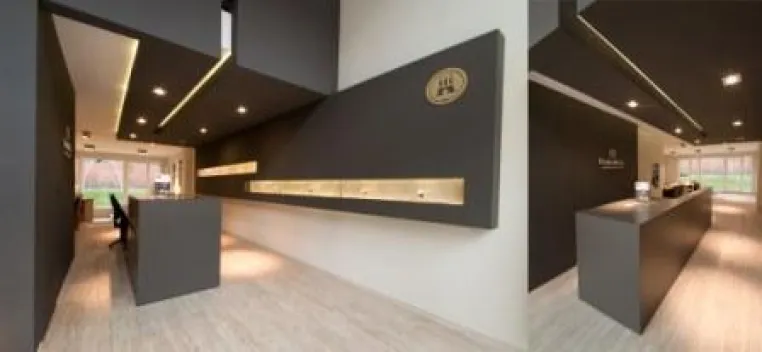Bild: Handmade in Germany - Raumschiff legt Hand an - Premium Shop von Fischer & Cie. in der Hafencity