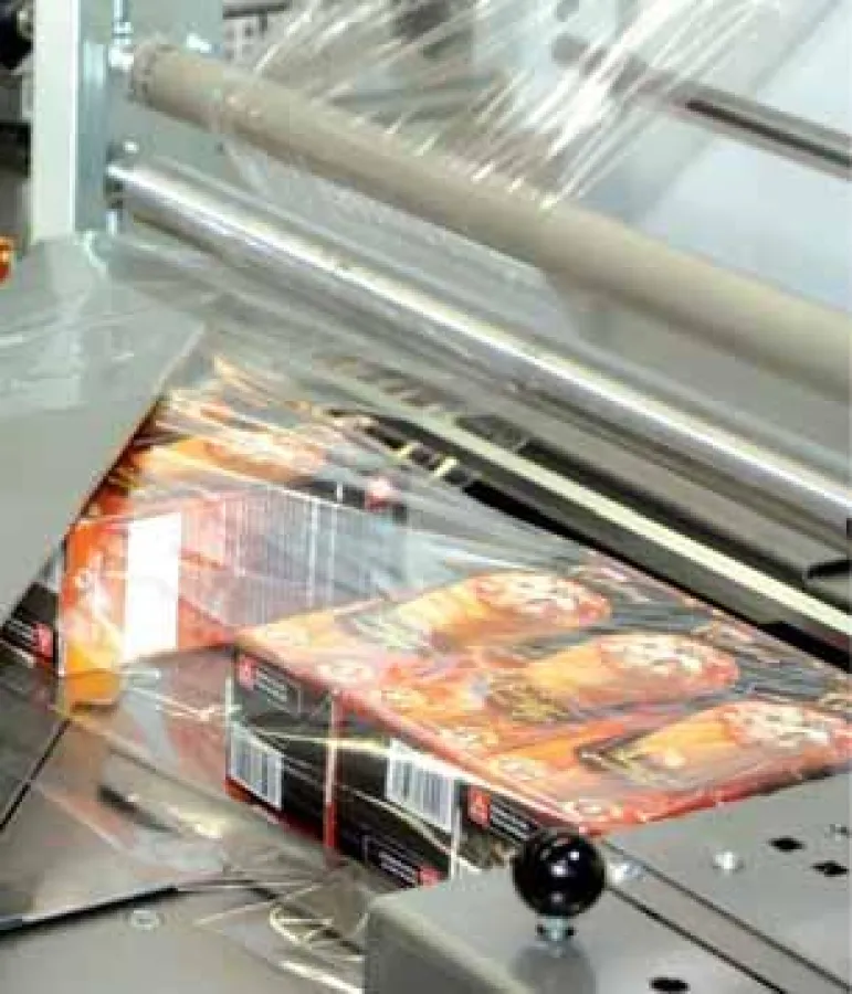 Produkttransport in die Folie