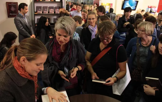 Bild: Erfolgreicher Start der Erzählung "Wachkoma" auf der Buchmesse Frankfurt