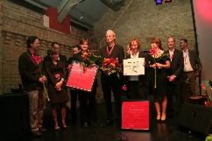 Phaeno als „Kulturmarke des Jahres 2007“ ausgezeichnet Bild: Phaeno als „Kulturmarke des Jahres 2007“ ausgezeichnet