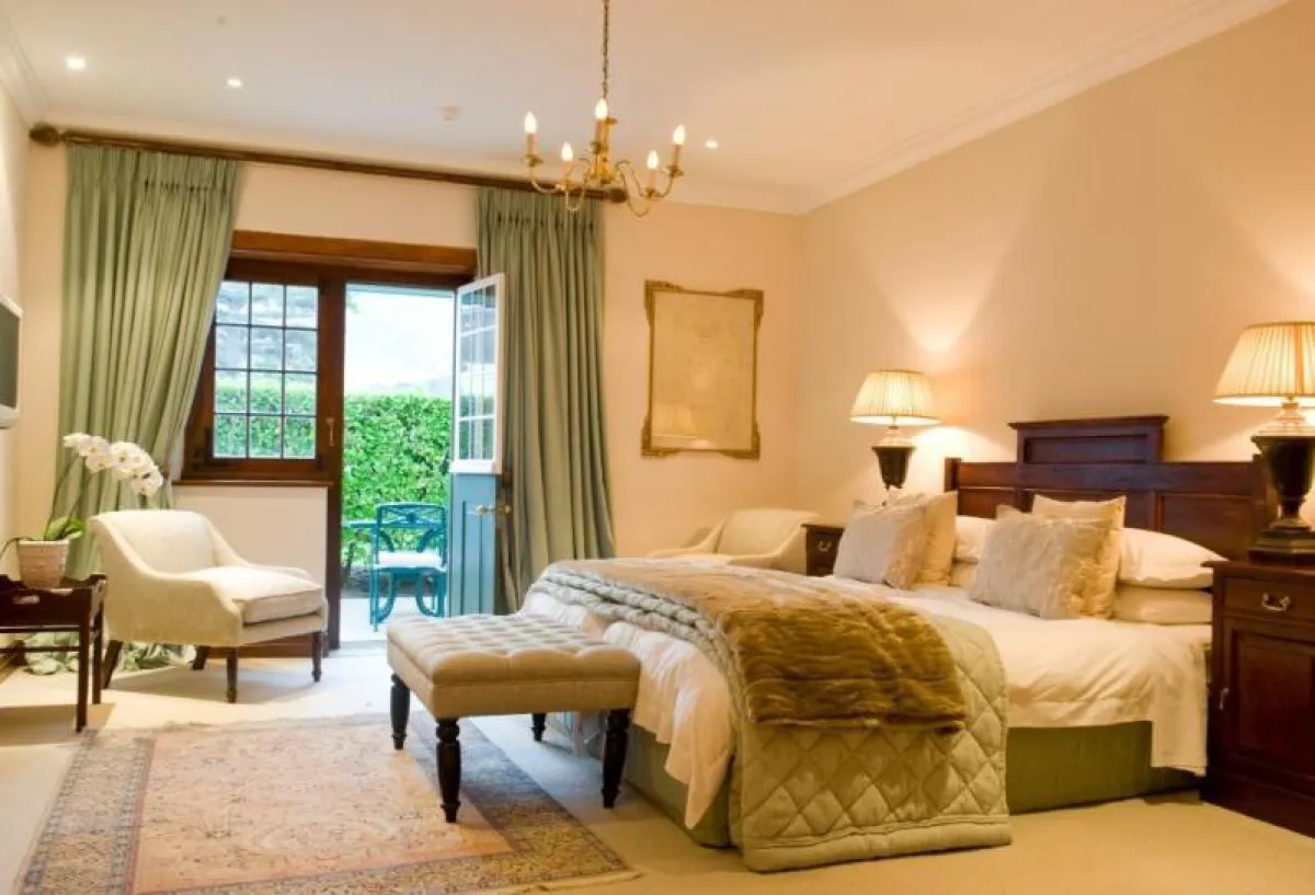 Steenberg Hotel Family Room / Steenberg Hotel
