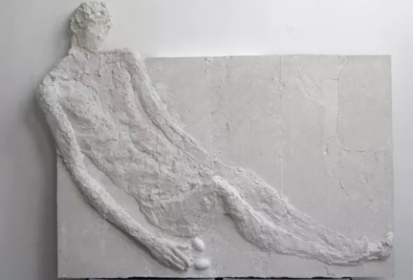 Bild: SARAH ESSER, Plastik und Zeichnung