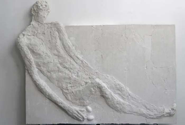 Bild: SARAH ESSER, Plastik und Zeichnung