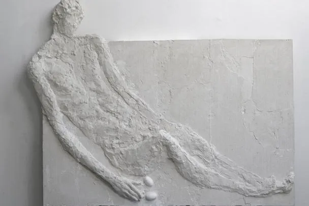 SARAH ESSER, Plastik und Zeichnung Bild: SARAH ESSER, Plastik und Zeichnung