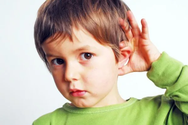 Bild: Bundesweiter Aktionstag zum Cochlea-Implantat (CI) führt hörbehinderte und gut hörende Menschen zusammen