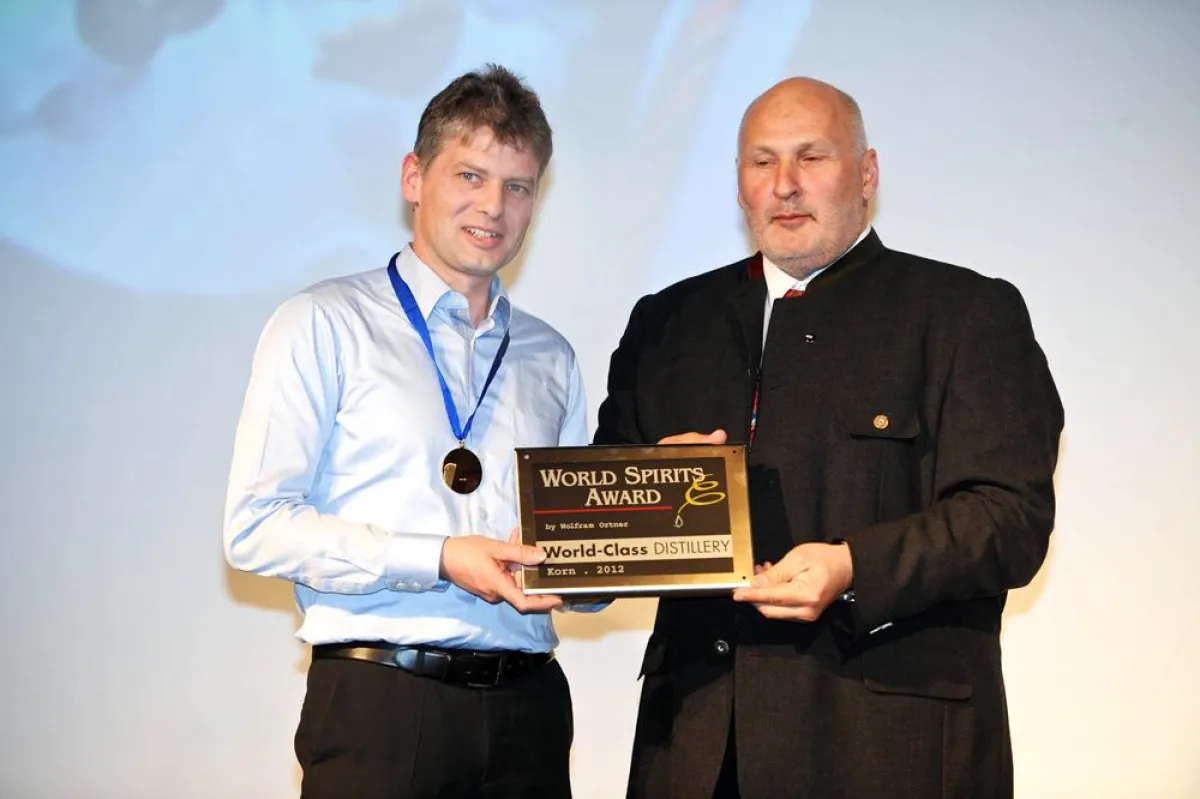 World-Spirits Award 2012 Preisträger Rüdiger Sasse (links; Fotonachweis: www.world-spirits.com))
