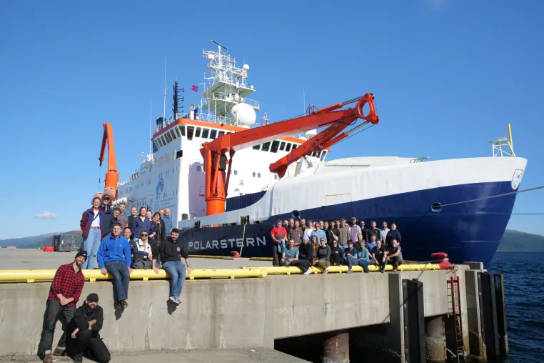 Bild: Polarstern zurück aus der zentralen Arktis
