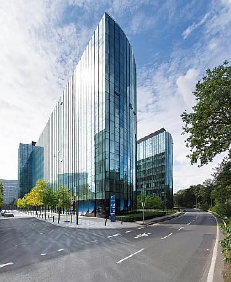 Main Airport Center, Frankfurt, Unterschweinstiege