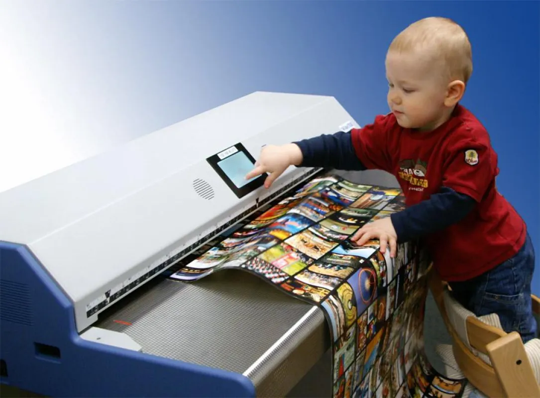 Der Gewinner des Bertl´s Best Awards - der Großformatscanner WideTEK 36 - kinderleicht zu bedienen