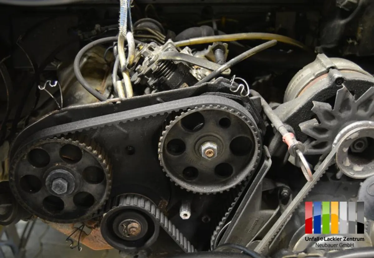 Zahnriemen vorsorglich wechseln fotolia©sibbilb