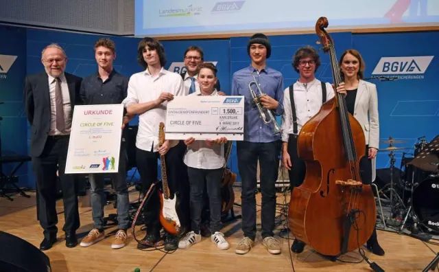 Bild: Jugend jazzt im BGV-Lichthof - Staatssekretärin Petra Olschowski würdigt junge Musiker beim Preisträgerkonzert