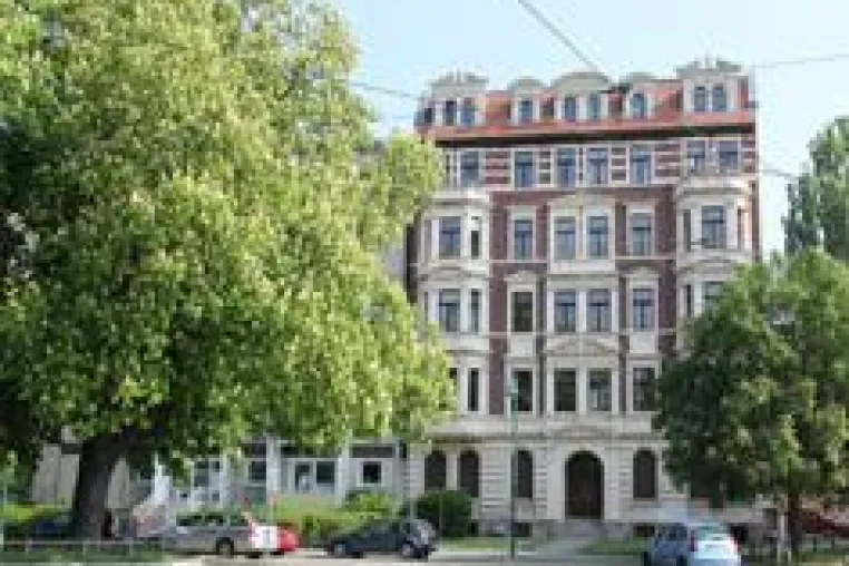 ZBI erwirbt über AENGEVELT Wohn-/Geschäftshausportfolio mit 12.000 m² in Magdeburg Bild: ZBI erwirbt über AENGEVELT Wohn-/Geschäftshausportfolio mit 12.000 m² in Magdeburg