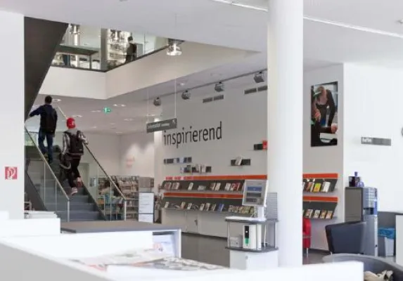 Bild: Immer mehr Bibliotheken entscheiden sich für HOTSPLOTS - Münchner Stadtbibliotheken mit Gratis-WLAN online