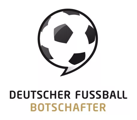 Bild: AT Football GmbH/ SoccerStyle neuer Partner des Deutschen Fußballbotschafters