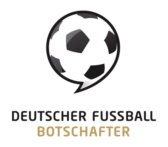 AT Football GmbH/ SoccerStyle neuer Partner des Deutschen Fußballbotschafters Bild: AT Football GmbH/ SoccerStyle neuer Partner des Deutschen Fußballbotschafters