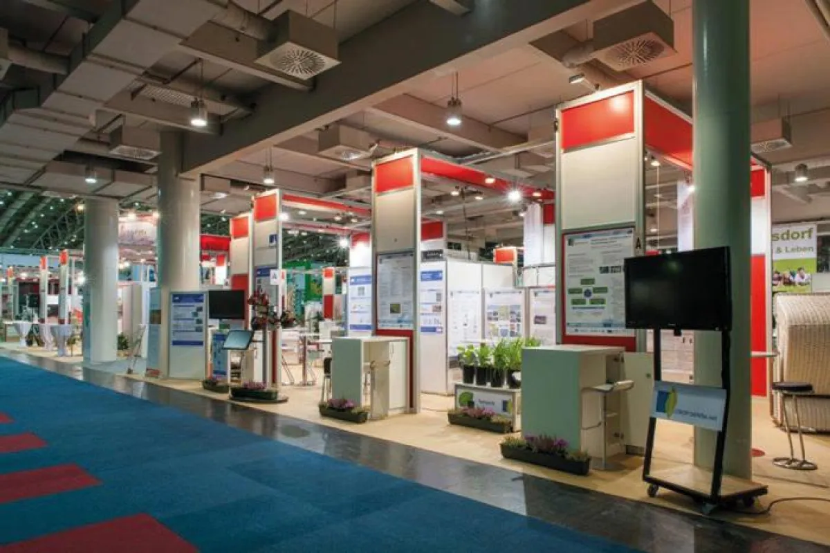 Arena Mietmöbel: Hochwertige Messeausstattung Agritechnica