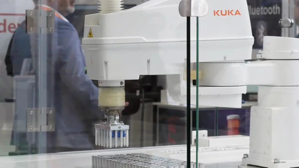 Robotik auf der Messe all about automation 2025 (© Eudardo Hernandez, Messe.TV)
