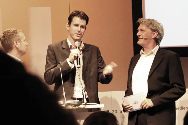 Bild: Zwei von vier "made for mobile AWARD"s 2008 an 7pc und das Staatstheater Darmstadt