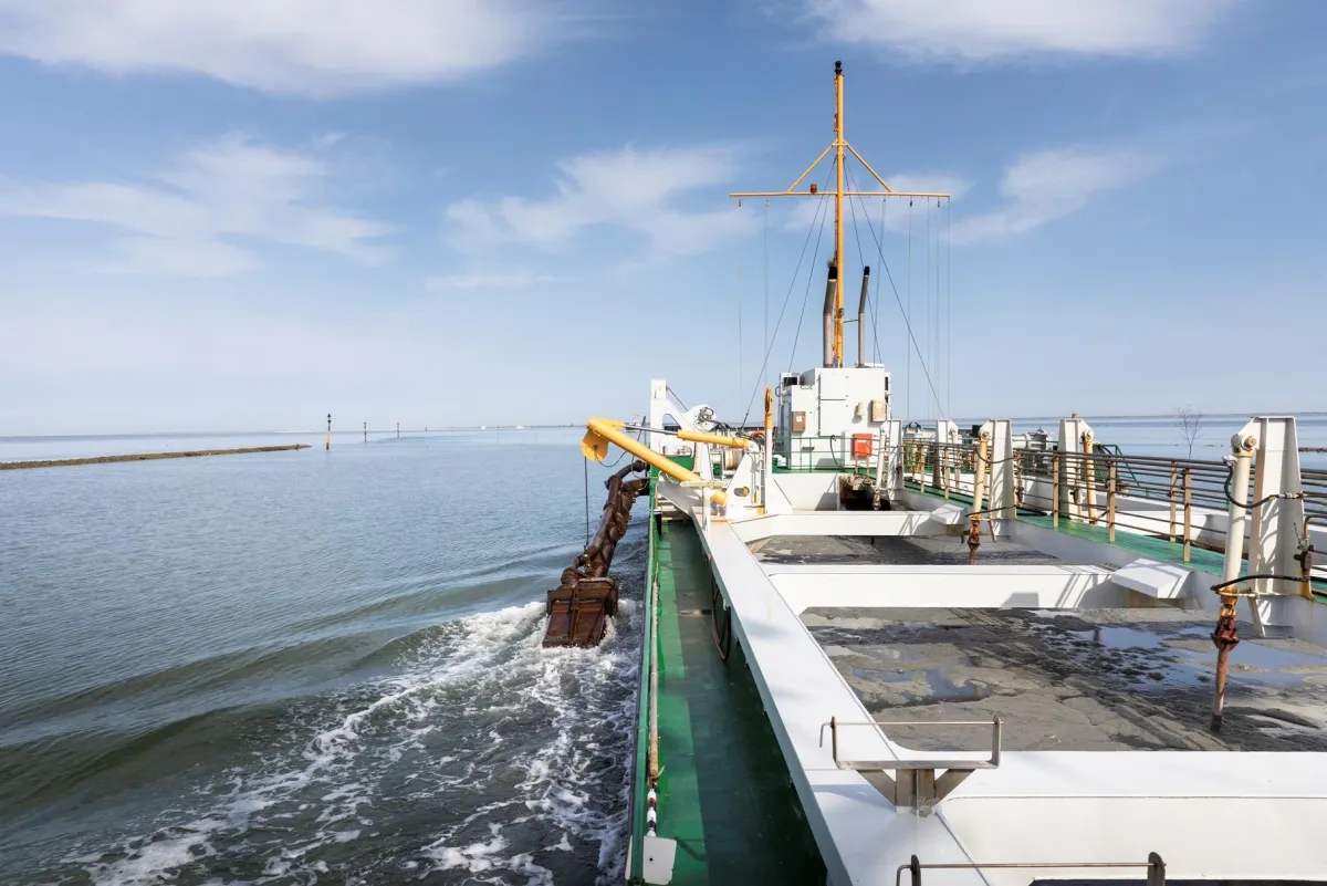 Foto: NPorts/Christian O. Bruch. NPorts-Hopperbagger 