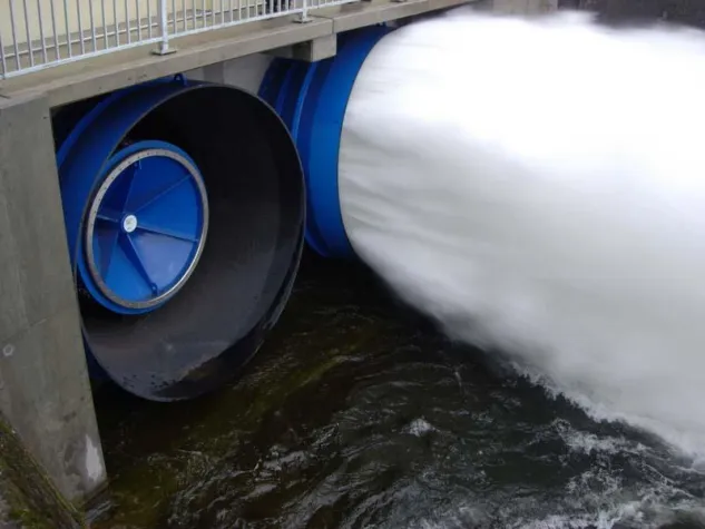 Armaturenerneuerung im Schieberhaus der Rurtalsperre Schwammenauel Bild: Armaturenerneuerung im Schieberhaus der Rurtalsperre Schwammenauel