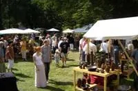 Bild: 12. Central_mecklenburgischer Töpfermarkt in Burg Schlitz