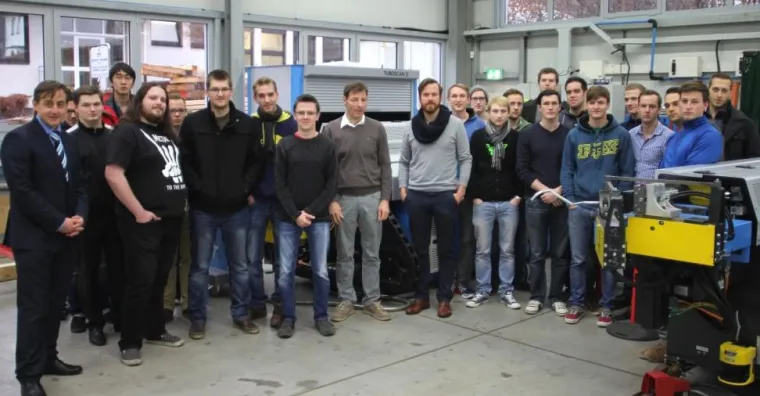 UNI SIEGEN goes TRACTO-TECHNIK Bild: UNI SIEGEN goes TRACTO-TECHNIK