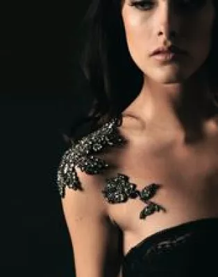 Bild: Diamantencolliers als Hautschmuck – Luxus aus Frankreich auf der Baselworld