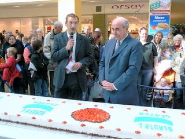 Bild: OB Gönner: Blautal-Center ist ein wichtiger Einkaufsplatz