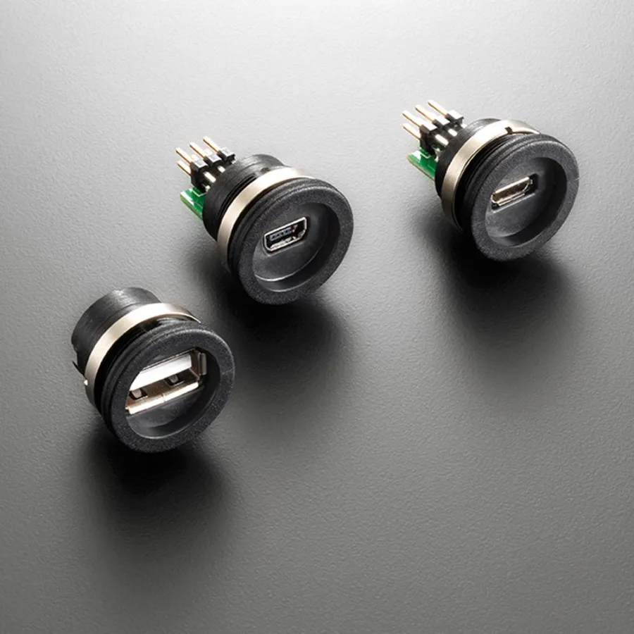 USB Stecker im M16-Gehäuse