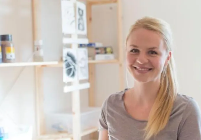 Bild: Kunst und Therapie in gemütlicher Atmosphäre