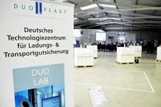 Bild: DUO PLAST eröffnet Deutsches Technologiezentrum für Ladungssicherung