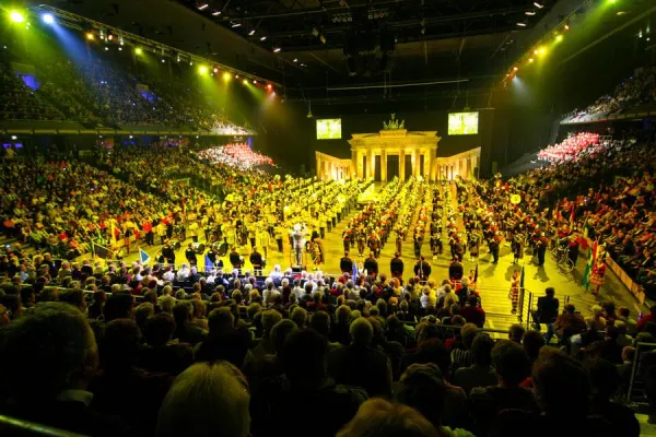 Bild: Berlin Tattoo 2014: internationale Militär-Musikschau und Musikevent in der Max-Schmeling-Halle