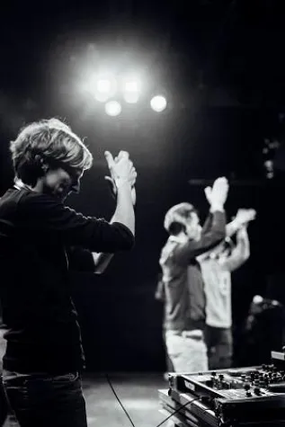 Bild: Ferienworkshops: Music is my Country!