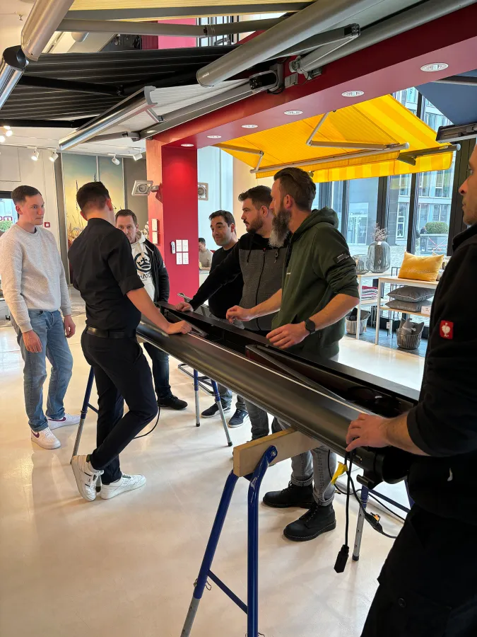 Die Fachbetriebe des Markisenspezialisten dürfen sich auf ein praxisnahes Schulungsprogramm freuen. (© markilux)