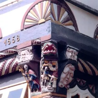 Hamelns Altstadt als lebendiges Freilicht-Museum Bild: Hamelns Altstadt als lebendiges Freilicht-Museum