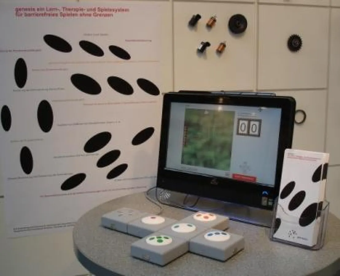 Genesis: Je nach Grad der Behinderung kann Genesis mit fünf, zwei oder einer Taste bedient werden. Foto: Protoform