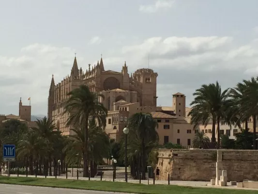Bild: Urlaub 50plus in Palma de Mallorca - zwischen Tradition und Moderne