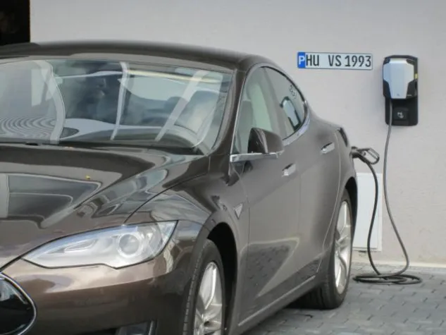 Bild: Elektromobilität hält Einzug im BEST WESTERN PREMIER Hotel Villa Stokkum