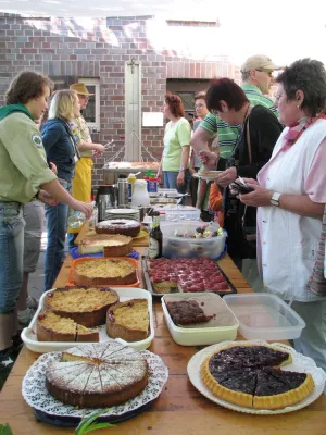 Bild: Grillstation für Maiwanderer