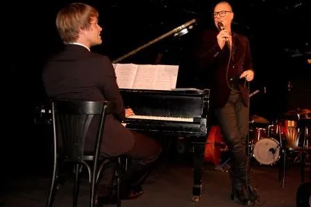 Bild: Premiere: Gregor Walz & Band starten HALLELUJAH Tour/Schwabinger Theater und so fort weihnachtlich verzaubert