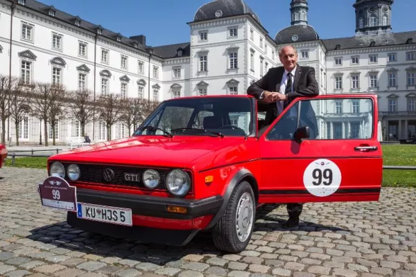 Bild: „Strietzel“ Stuck sucht Co-Pilot