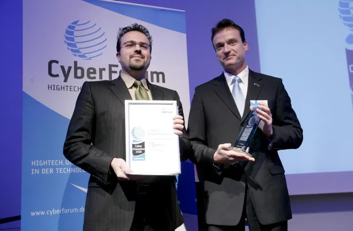 Bild: BrandMaker erhält den „CyberChampion 2008“ in der Kategorie HighPotential