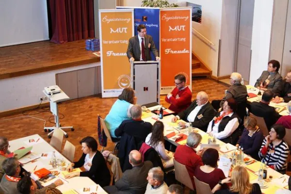 Konferenz der Vorsitzenden der Kolpingsfamilien im Bistum Augsburg beschäftigt sich mit Sozialwahl Bild: Konferenz der Vorsitzenden der Kolpingsfamilien im Bistum Augsburg beschäftigt sich mit Sozialwahl