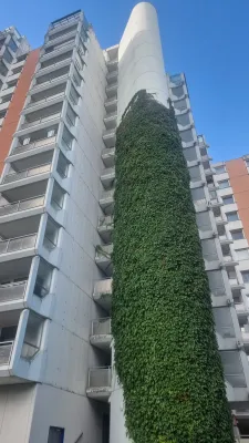 Bild: Immobilienverwaltung Wottschal wächst 2026 mit Fokus auf WEG Sanierung und 70er-Jahre-Bestandsimmobilien