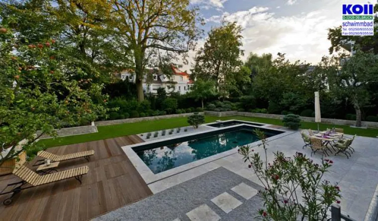 Bild: Koll-Schwimmbadmarkt.de erhält den silbernen "Schwimmbad-Oscar" 2012