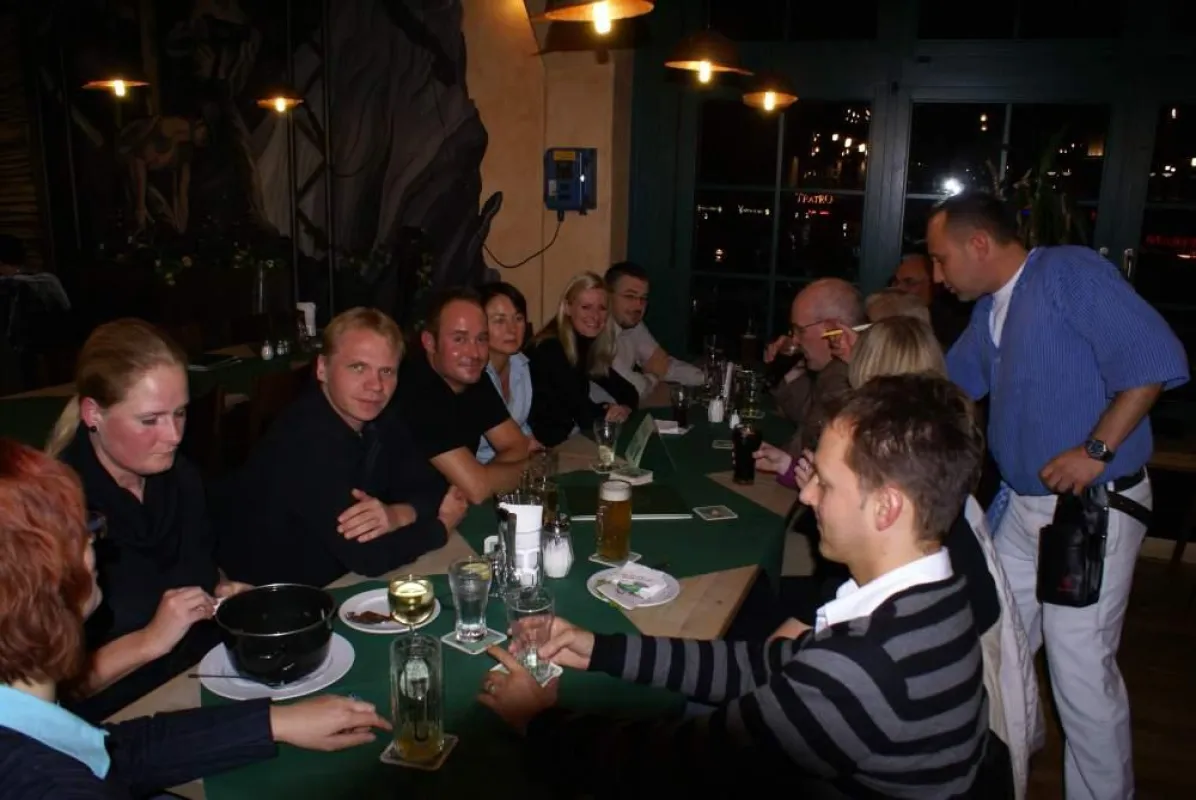 Alumnimitglieder im Gespräch