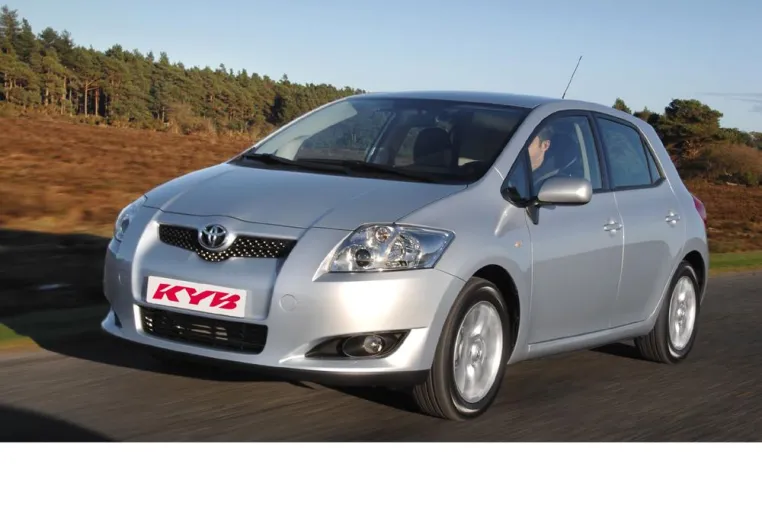 Bild: KYB (Kayaba) rüstet den neuen Toyota Auris mit Stoßdämpfern aus