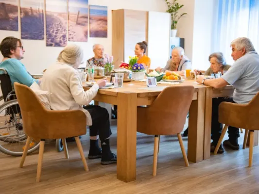 Bild: Mehr Lebensqualität durch ArchiMed: Ambulante Intensivpflege mit Herz